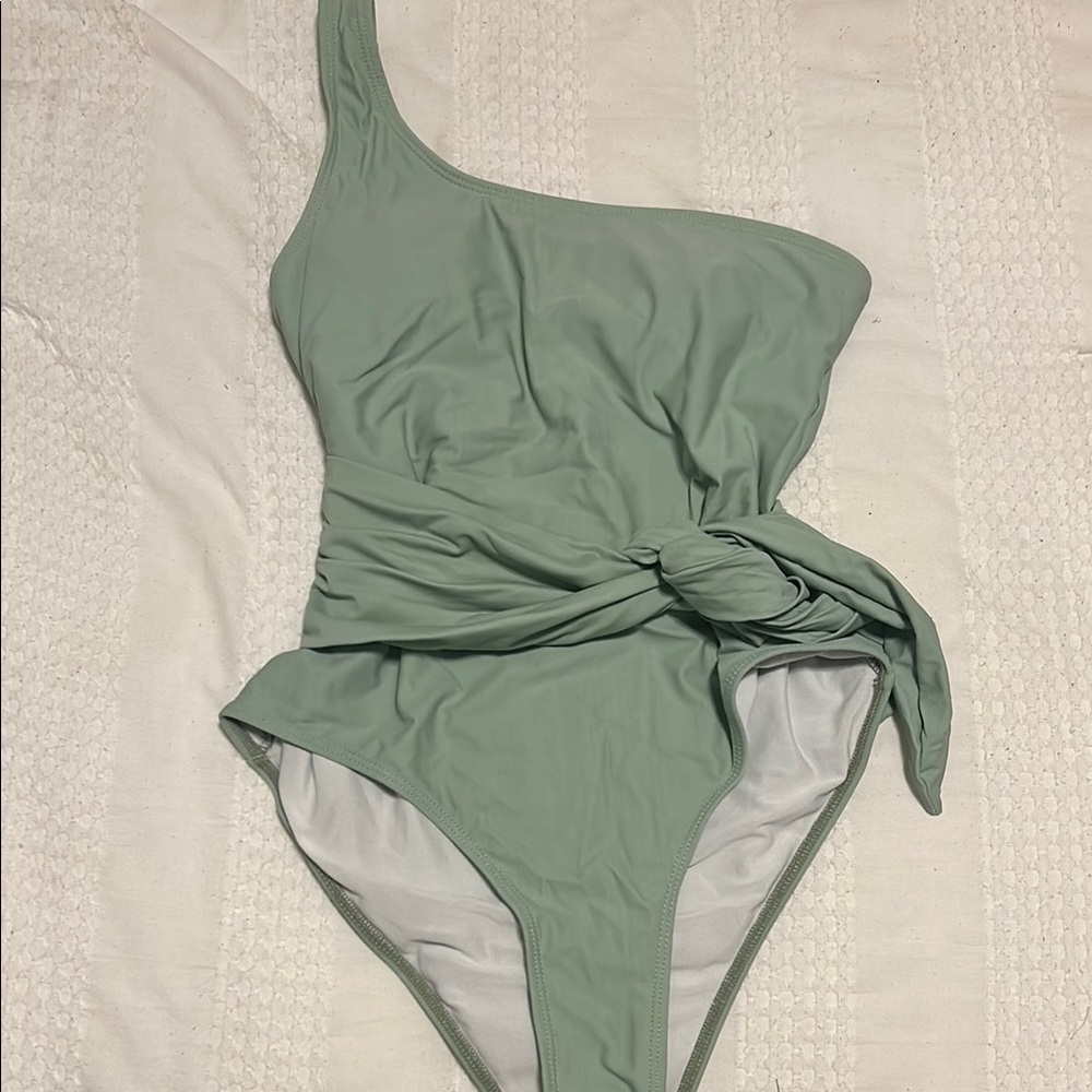 One-Shoulder Pink Lily Green Swimsuit